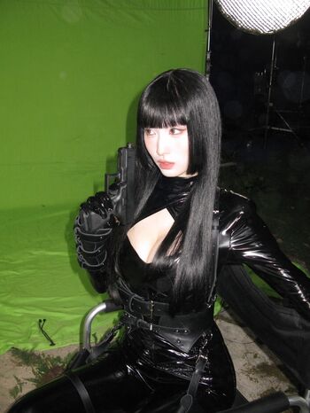 Hirai momo page leaked private photo uncensored HD quality