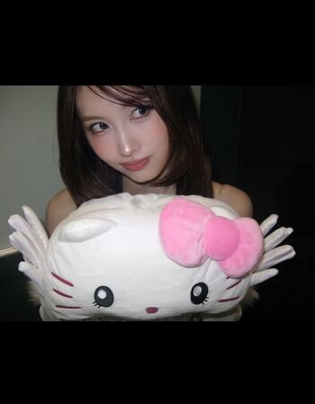 Hirai momo page leaked private photo uncensored HD quality