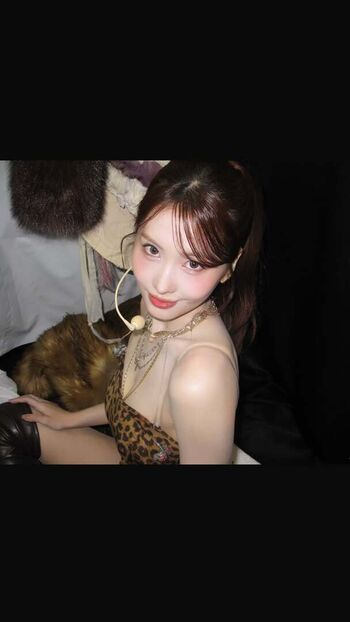 Hirai momo page leaked private photo uncensored HD quality