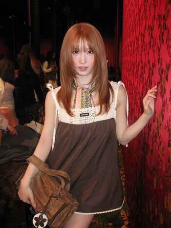 Hirai momo page leaked private photo uncensored HD quality