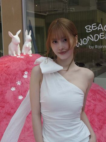 Hirai momo page leaked private photo uncensored HD quality