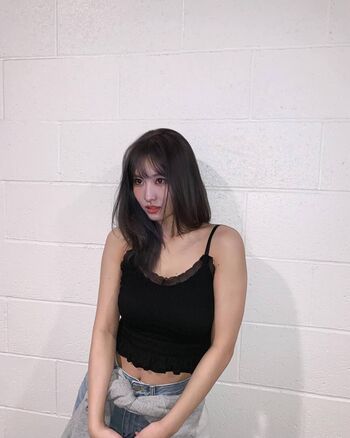 Hirai momo leaked private photo uncensored HD quality