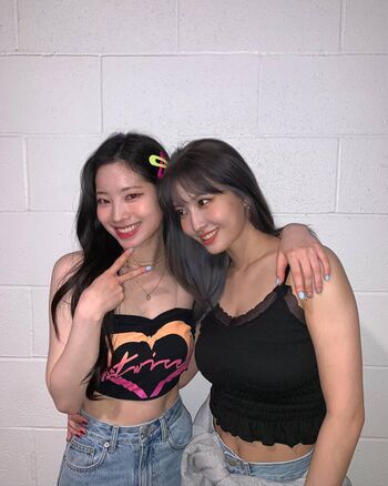 Hirai momo leaked private photo uncensored HD quality