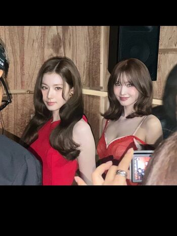 Hirai momo leaked private photo uncensored HD quality