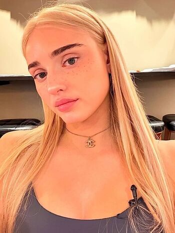 Honeypuu leaked private photo uncensored HD quality
