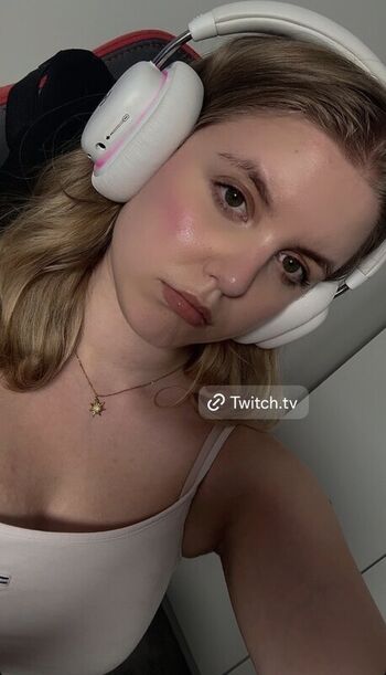 Hoxieloxie leaked private photo uncensored HD quality