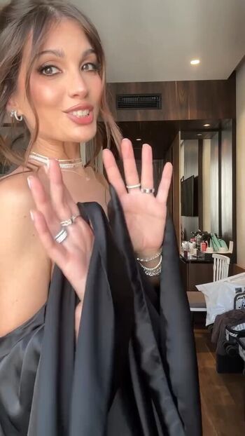 Iamcristinini leaked private photo uncensored HD quality