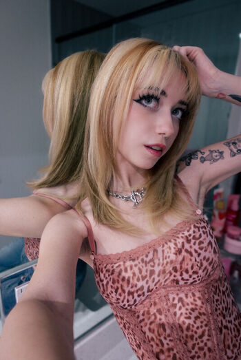 Iluvmeww page leaked private photo uncensored HD quality