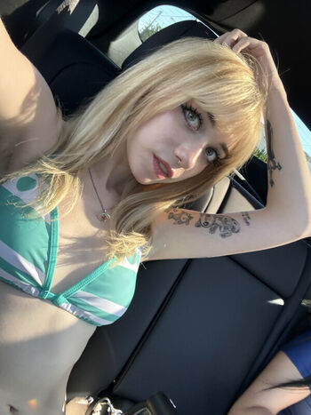 Iluvmeww leaked private photo uncensored HD quality