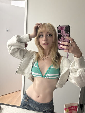 Iluvmeww leaked private photo uncensored HD quality