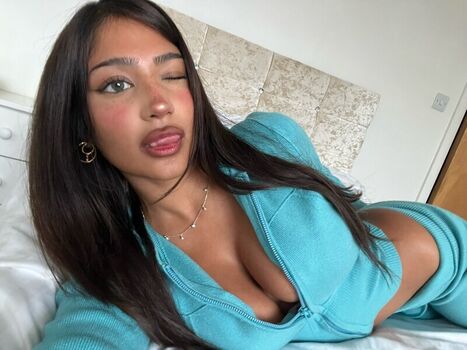 Imanimalikaa leaked private photo uncensored HD quality