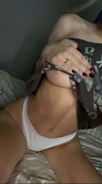 Iris babyy leaked private photo uncensored HD quality