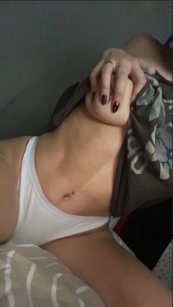 Iris babyy leaked private photo uncensored HD quality
