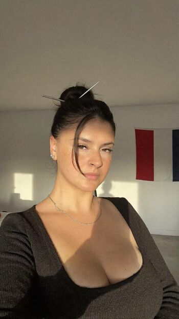 Iris laurent leaked private photo uncensored HD quality