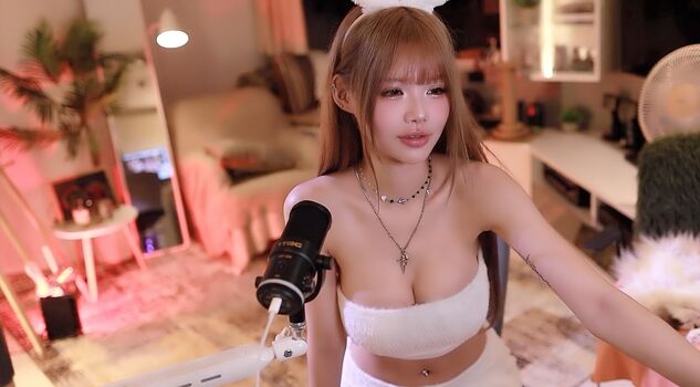 Irissiri page leaked private photo uncensored HD quality