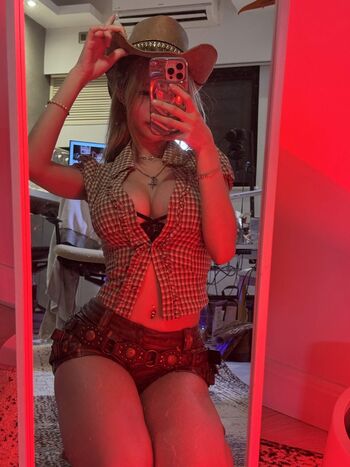 Irissiri page leaked private photo uncensored HD quality