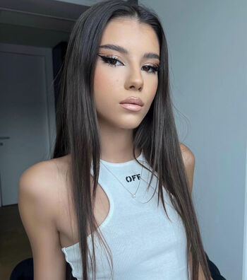 Isabel anghel page leaked private photo uncensored HD quality