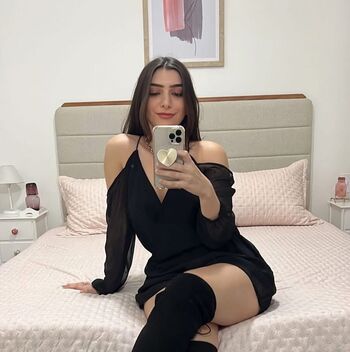 Isabella lacerda page leaked private photo uncensored HD quality