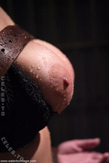 Isis love leaked private photo uncensored HD quality