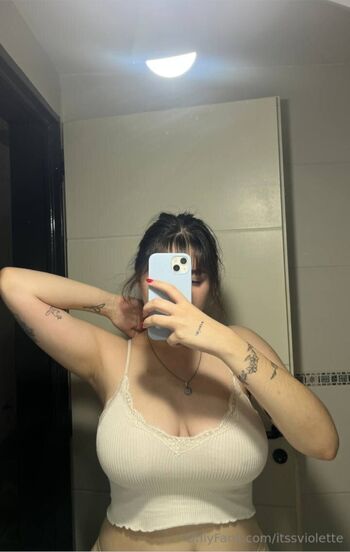 Itsviolette leaked private photo uncensored HD quality