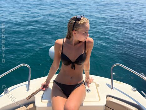 Izaandelle leaked private photo uncensored HD quality