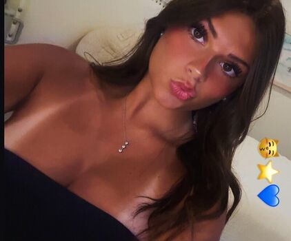 Izzy tuchman leaked private photo uncensored HD quality