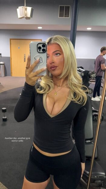 Izzytaffs leaked private photo uncensored HD quality