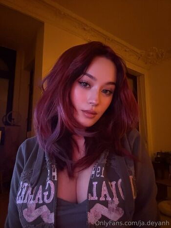 Jadeyanh  page leaked private photo uncensored HD quality