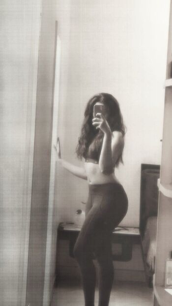 Jananivisalakshi leaked private photo uncensored HD quality