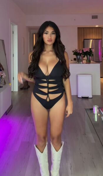 Jasmine lillyyyy  page leaked private photo uncensored HD quality