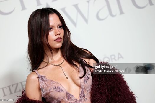 Jenna ortega  page leaked private photo uncensored HD quality