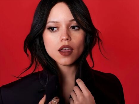 Jenna ortega  page leaked private photo uncensored HD quality