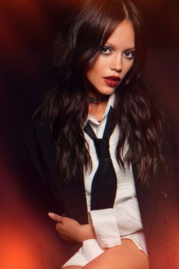 Jenna ortega  page leaked private photo uncensored HD quality