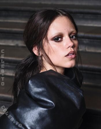 Jenna ortega  page leaked private photo uncensored HD quality