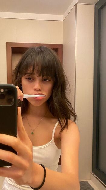 Jenna ortega  page leaked private photo uncensored HD quality