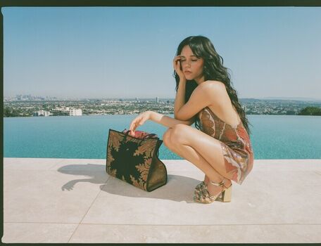 Jenna ortega  page leaked private photo uncensored HD quality