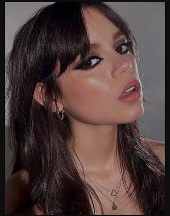 Jenna ortega  page leaked private photo uncensored HD quality