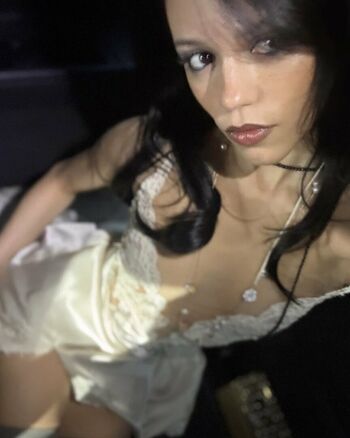 Jenna ortega  page leaked private photo uncensored HD quality
