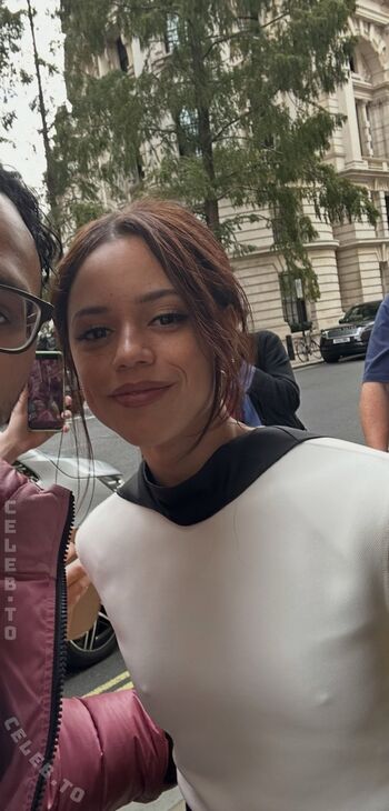 Jenna ortega  page leaked private photo uncensored HD quality