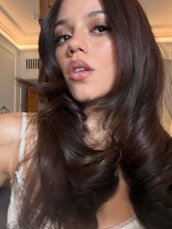 Jenna ortega  page leaked private photo uncensored HD quality