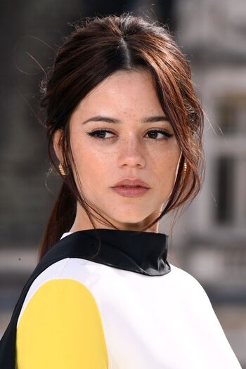 Jenna ortega  page leaked private photo uncensored HD quality