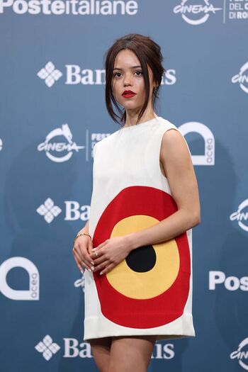 Jenna ortega  page leaked private photo uncensored HD quality