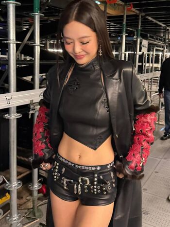 Jennie blkpik page leaked private photo uncensored HD quality