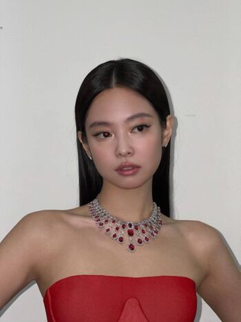 Jennie blkpik page leaked private photo uncensored HD quality