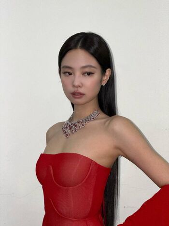 Jennie blkpik page leaked private photo uncensored HD quality
