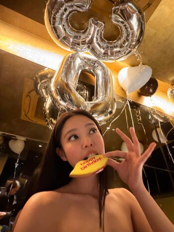 Jennie blkpik page leaked private photo uncensored HD quality