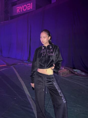 Jennie blkpik page leaked private photo uncensored HD quality