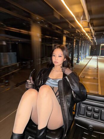 Jennie blkpik page leaked private photo uncensored HD quality