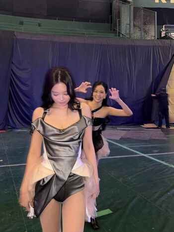 Jennie blkpik page leaked private photo uncensored HD quality