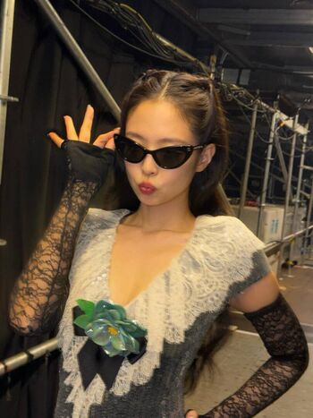 Jennie blkpik page leaked private photo uncensored HD quality